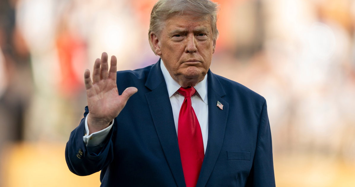 Tr*mp’s new wig has everyone talking…and not in a good way